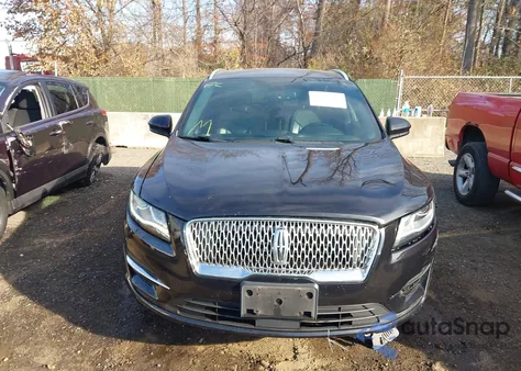 2019 Lincoln Mkc Standard z USA, uszkodzony, nr VIN 5LMCJ1C92KUL39647